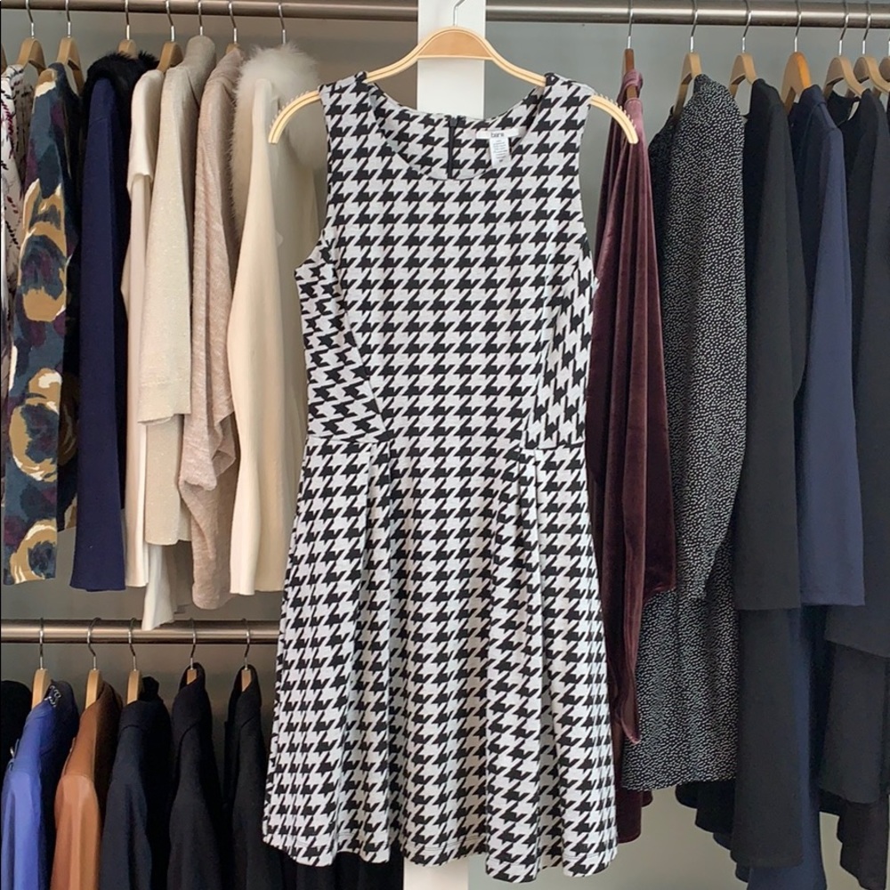 Beautiful Fit & Flare Houndstooth Dress SZ M